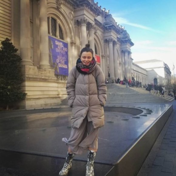 Meet your Posher, Anna - Picture 3 of 9